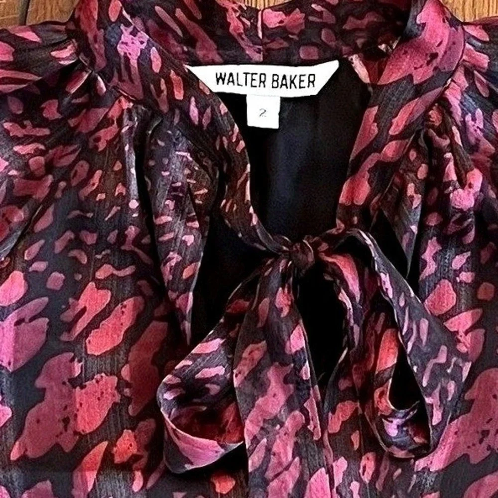 Walter Baker Burgundy Black Animal Print Tie Neck Smocked Mini Dress W71211 Sz 2